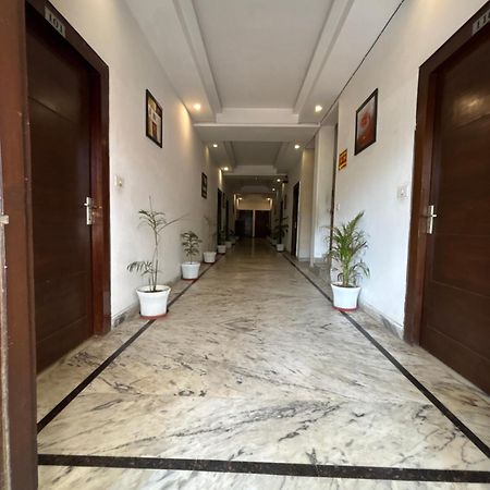 Hotel Tara Palace By Goyal Hoteliers Agra  Dış mekan fotoğraf