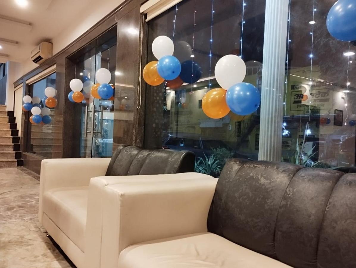 Hotel Tara Palace By Goyal Hoteliers Agra  Dış mekan fotoğraf