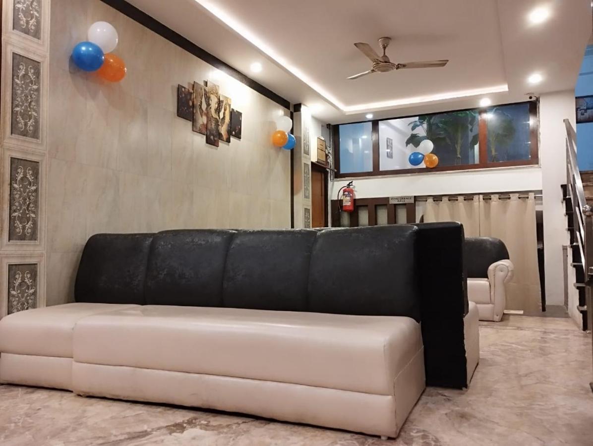 Hotel Tara Palace By Goyal Hoteliers Agra  Dış mekan fotoğraf
