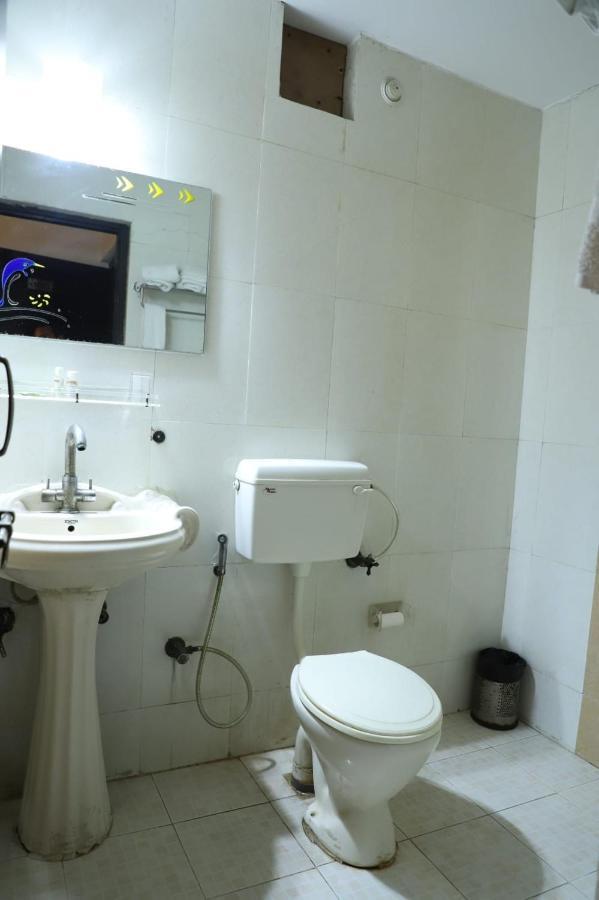 Hotel Tara Palace By Goyal Hoteliers Agra  Dış mekan fotoğraf