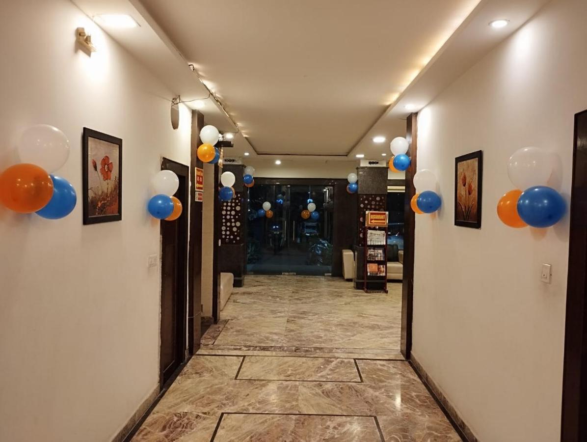 Hotel Tara Palace By Goyal Hoteliers Agra  Dış mekan fotoğraf